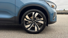 Volvo XC40 2.0 B3P Plus Dark 5dr Auto Petrol Estate